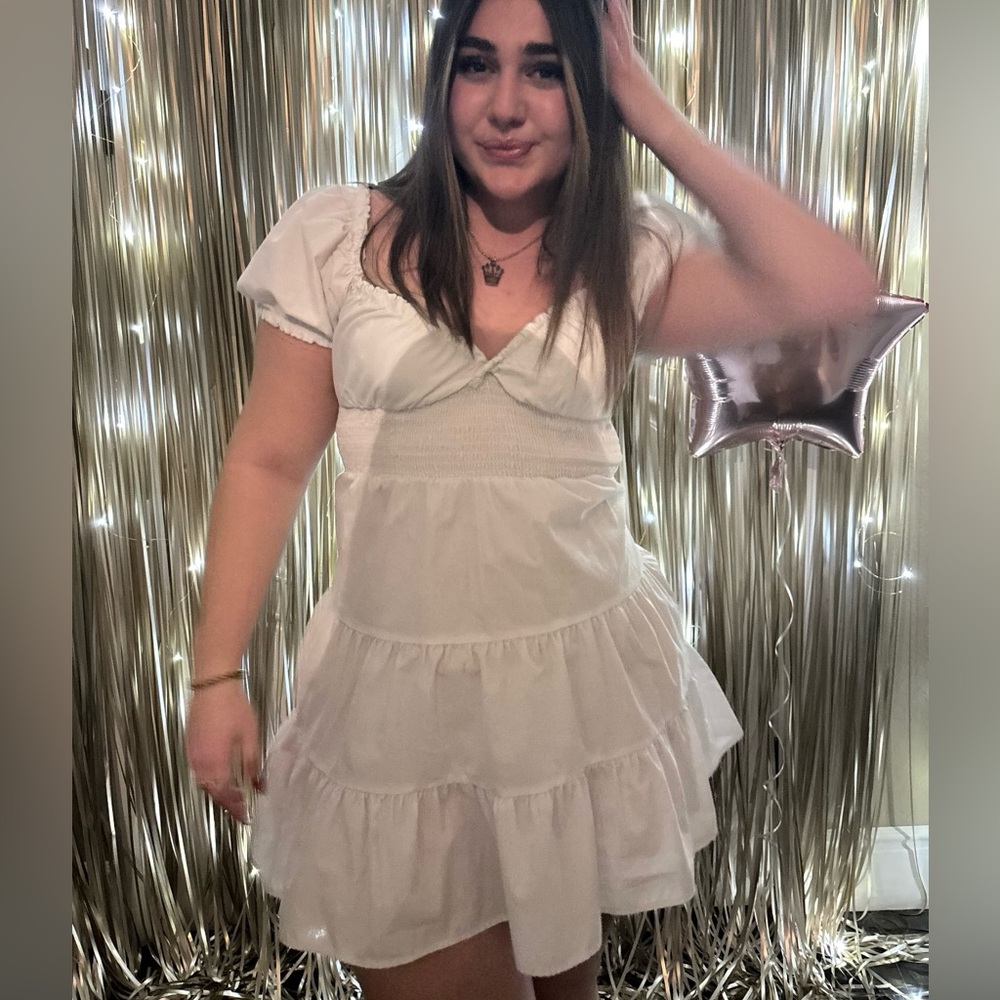 The perfect friends dinner dress for anytime of the year